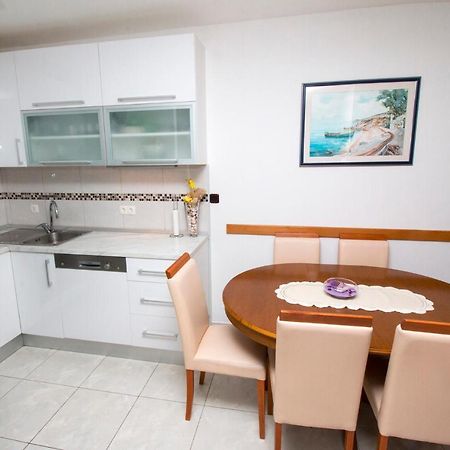 Apartman Seka โอมิช ภายนอก รูปภาพ