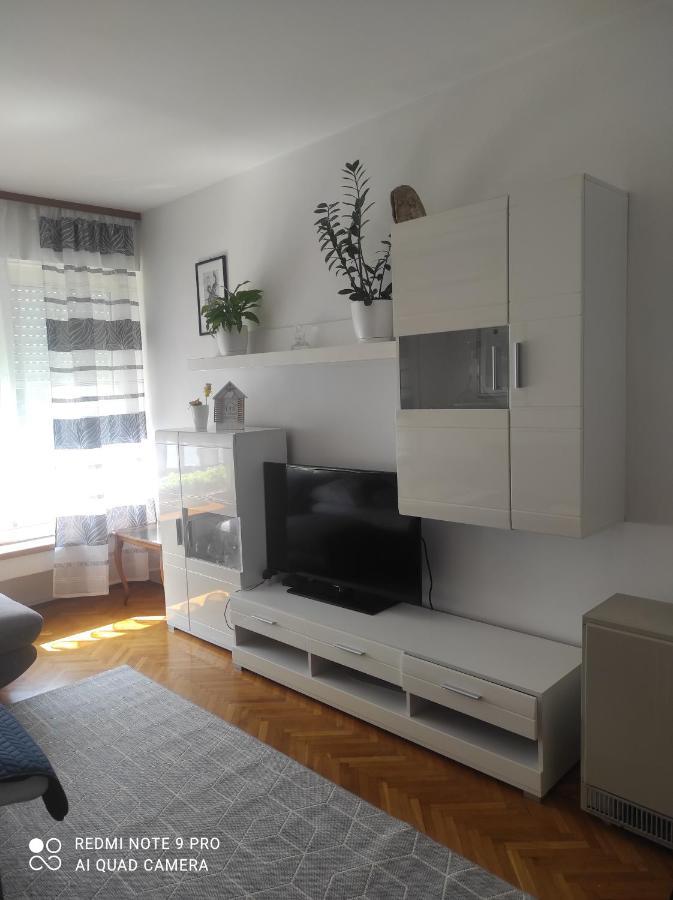 Apartman Seka โอมิช ภายนอก รูปภาพ